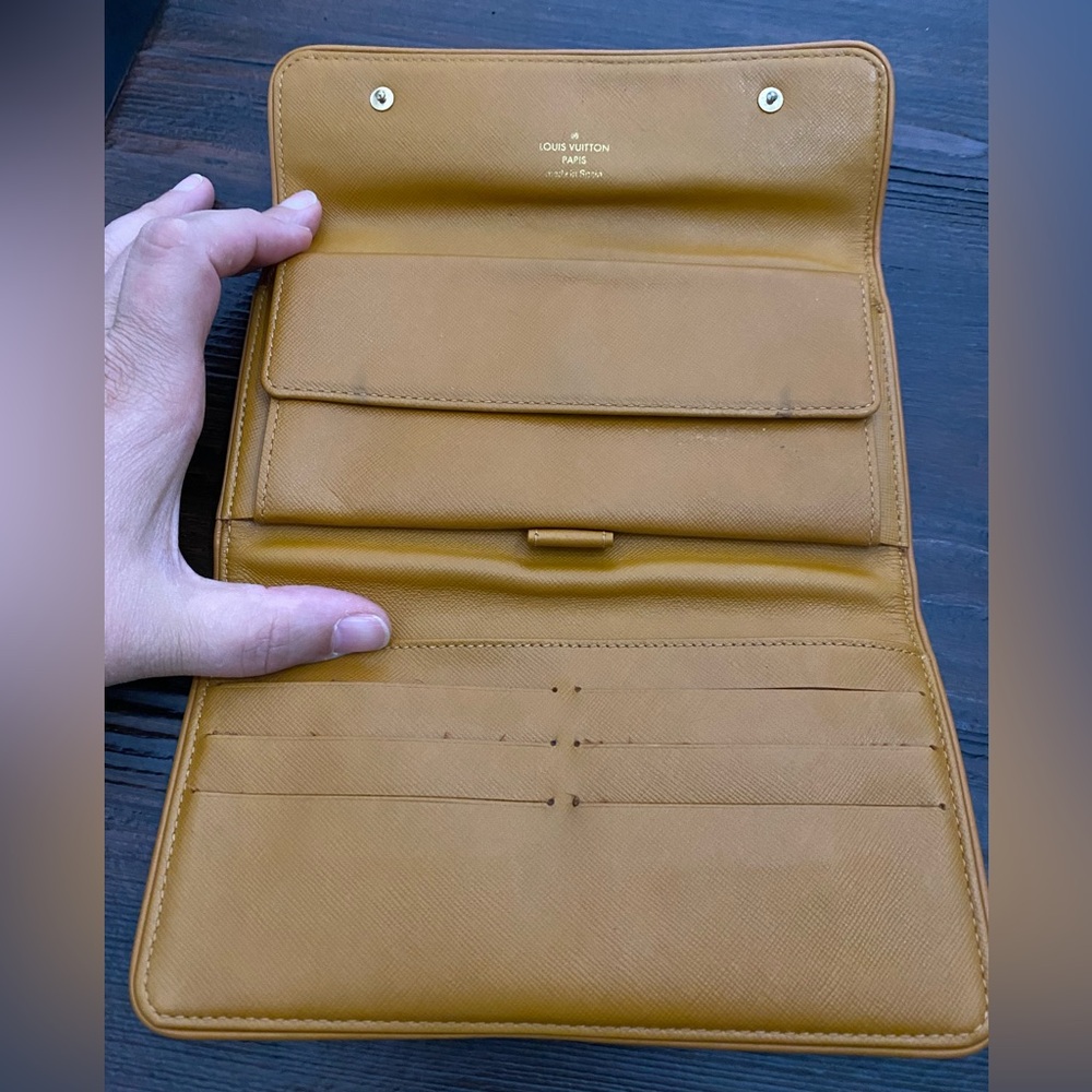 Louis Vuitton Trifold Monogram Long Wallet - Picture 6 of 14